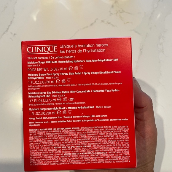 Clinique Hydration Heroes Gift Set - Picture 7 of 7